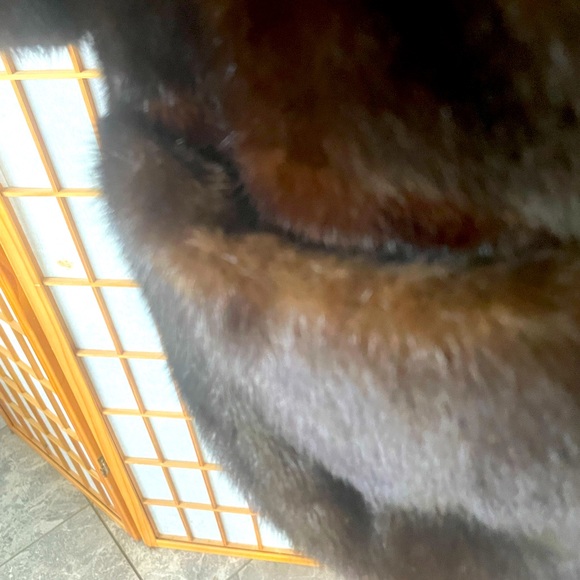 Louis Feraud Female mink pea coat Jacket with leather Belt 4/6. 3/4 sleeves - Picture 5 of 13